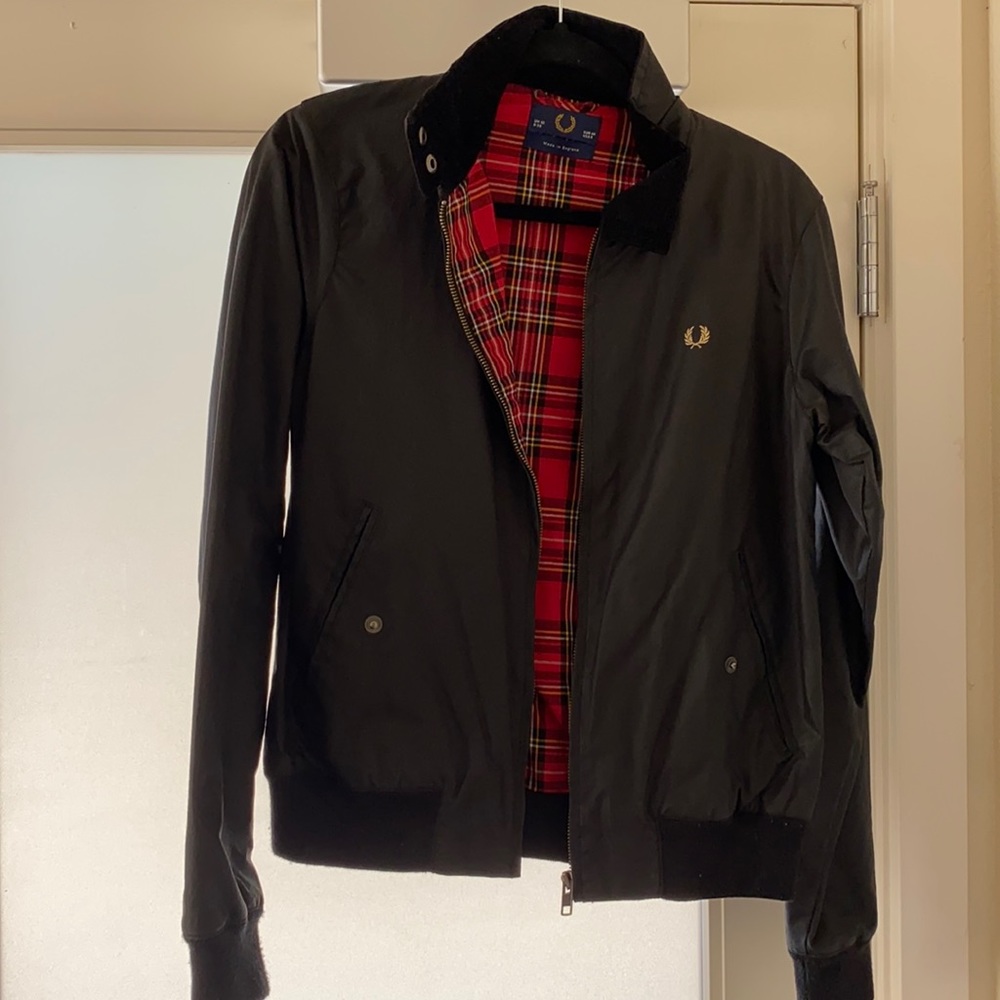 Like New!  Fred Perry Men XS/Women S Black Jacket!